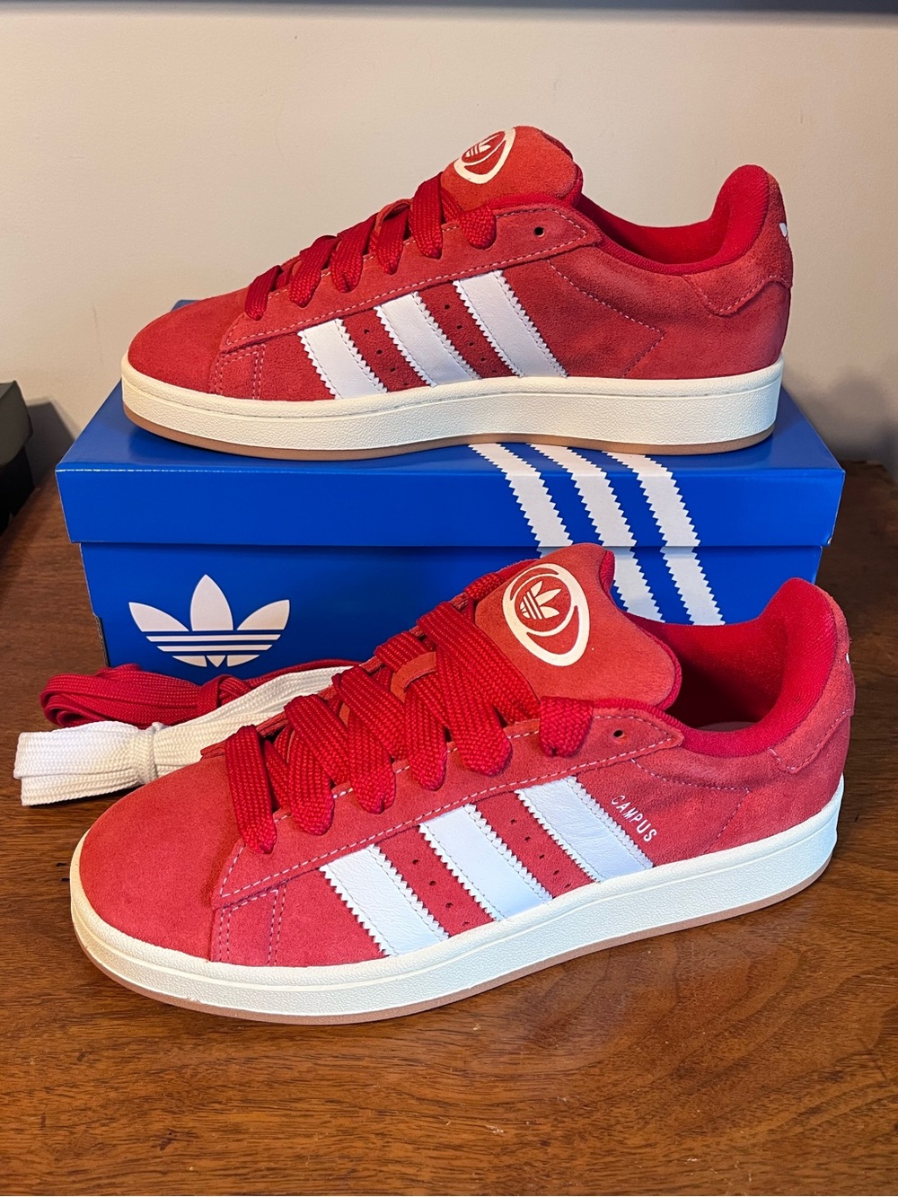 ADIDAS Women's Red Campus 00s